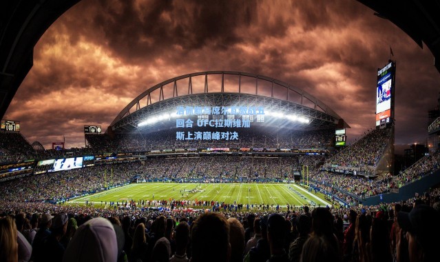 【海星体育】洛佩斯与席尔瓦激战五回合 UFC拉斯维加斯上演巅峰对决